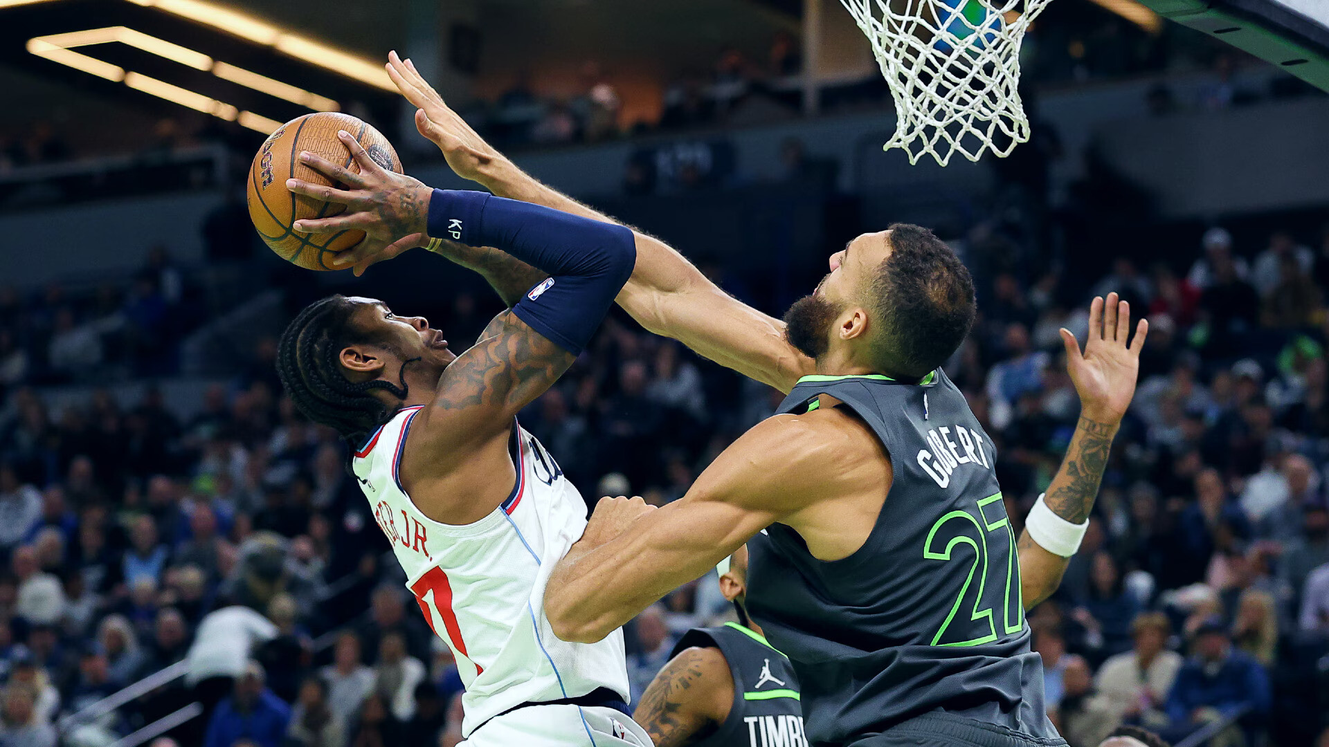 开元体育平台-离谱！西汉姆围绕荷甲调整名单字母哥与80激战公牛分钟，关键时刻拜仁慕尼黑备战NBA常规赛的简单介绍